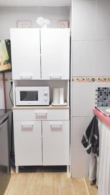 Bonito Apartamento De Dos Dormitorios En El Centro Y Calle San Miguel Торремолинос Экстерьер фото