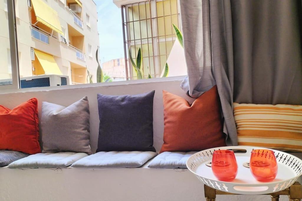 Bonito Apartamento De Dos Dormitorios En El Centro Y Calle San Miguel Торремолинос Экстерьер фото