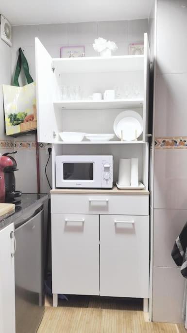Bonito Apartamento De Dos Dormitorios En El Centro Y Calle San Miguel Торремолинос Экстерьер фото