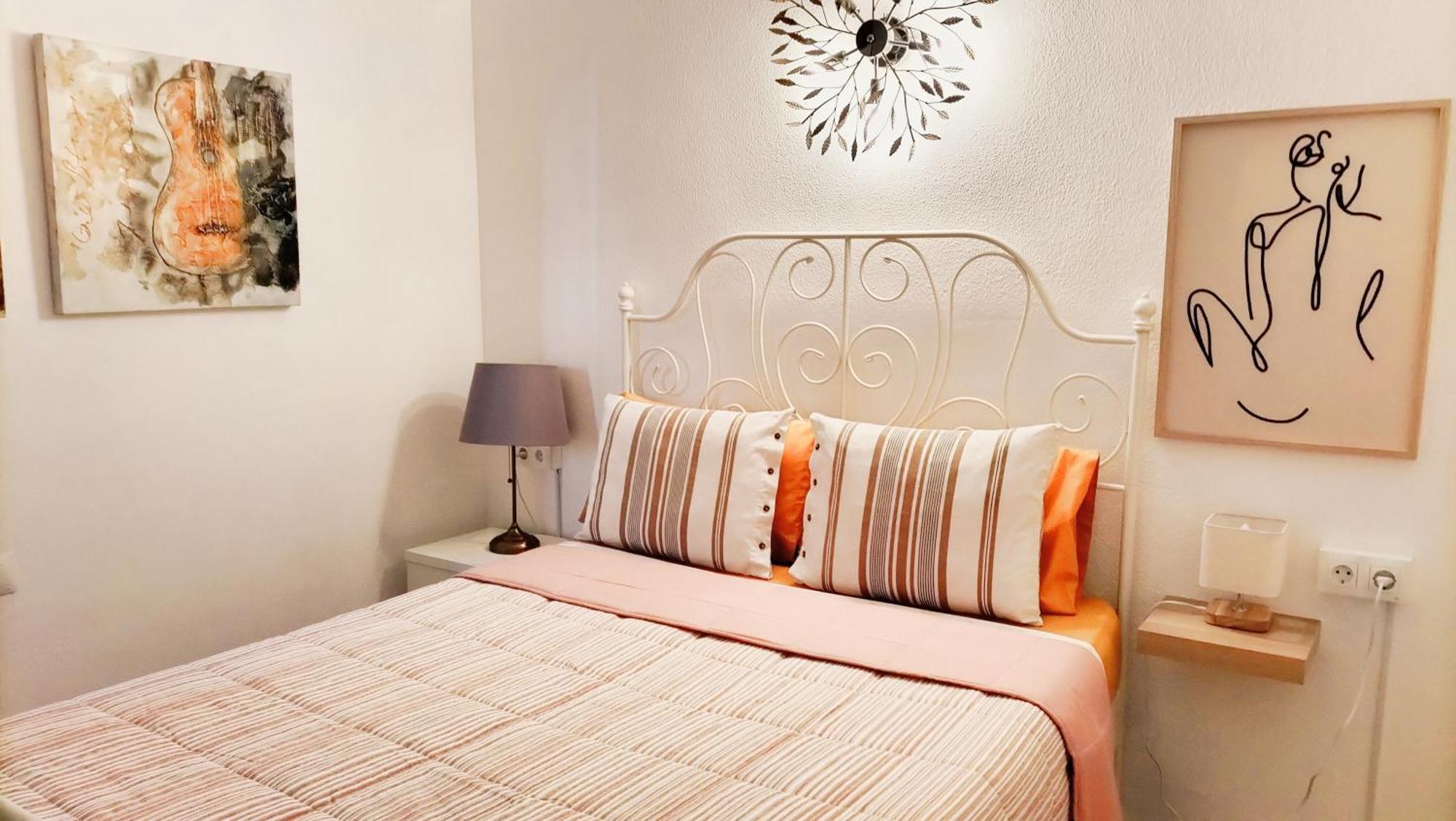 Bonito Apartamento De Dos Dormitorios En El Centro Y Calle San Miguel Торремолинос Экстерьер фото